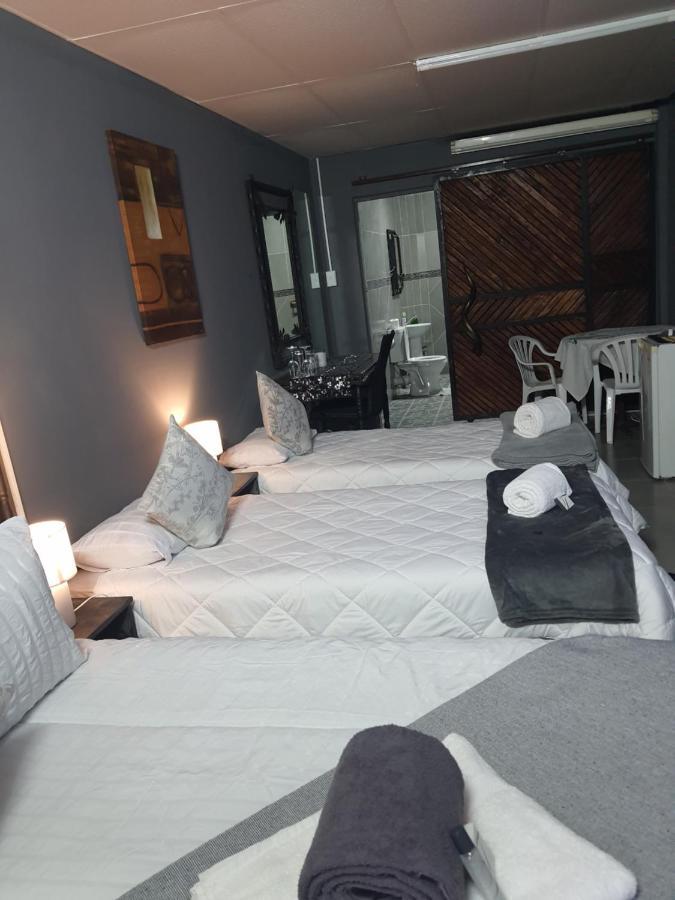 Ay Jay's * Bloemfontein